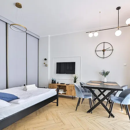 Apartment Kasprzaka 29 With Garage By Perfect 412