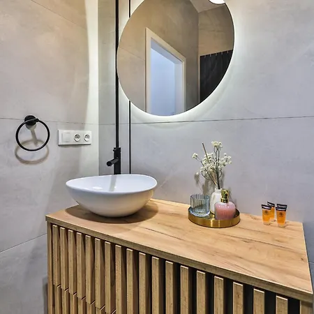 Kasprzaka 29 With Garage By Perfect 412 アパート ワルシャワ