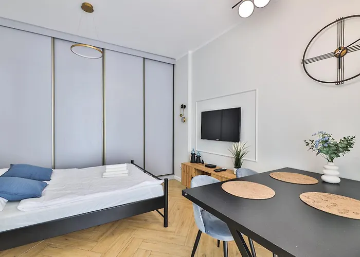 Kasprzaka 29 With Garage By Perfect 412 Warsaw